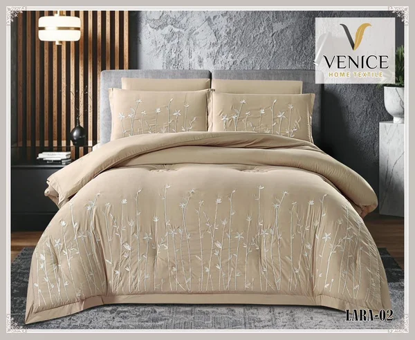 Luxury embroidered duvet set, size 2