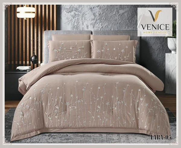 Luxury embroidered duvet set, size 2