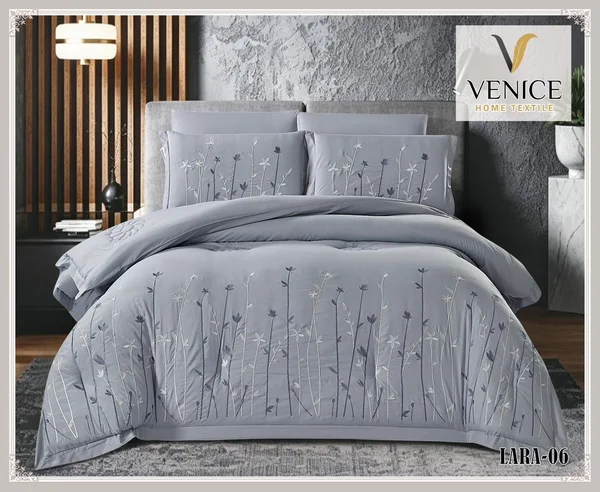 Luxury embroidered duvet set, size 2