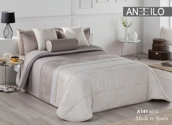 طقم لحاف انتيلو الاسباني الفاخر من الجاكار مع القطن مصمم ليمنحك تجربة نوم لا مثيل لهايتكون من 10 قطع-Antilo-A141