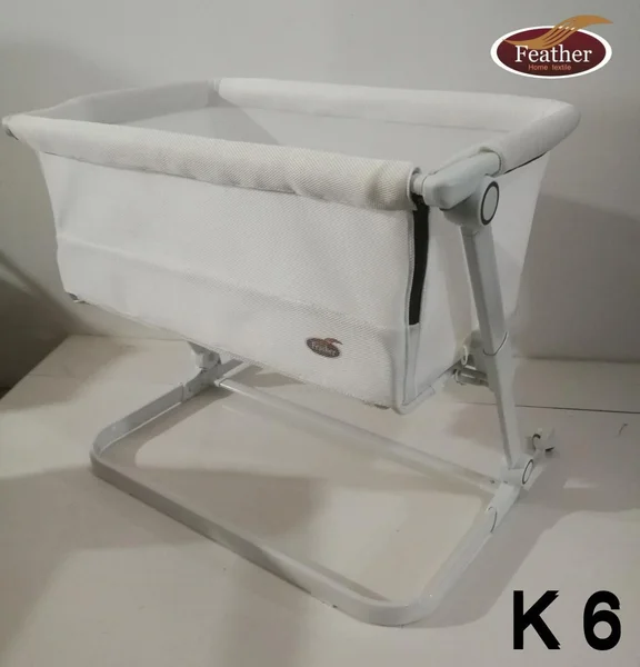 سرير بيبي قابل للطي لحديثي الولادة تفاصيل فاخرة من ماكة فذر-K6