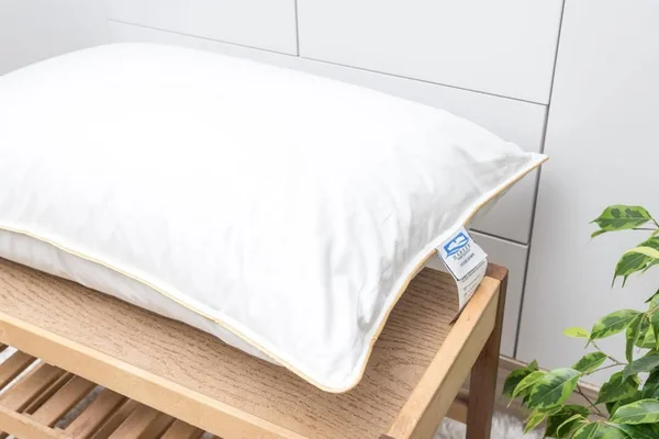 مخدة حرير ريش صناعه تركيه