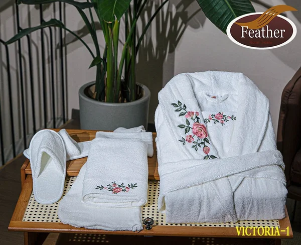 Victoria Lace + Embroidered 7-Piece Robe Set for Women, Size L