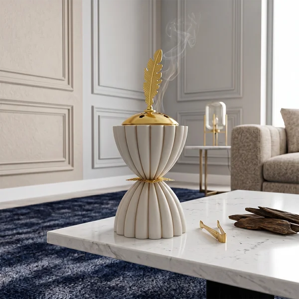 مبخرة فاخرة بتصميم الساعة الرملية